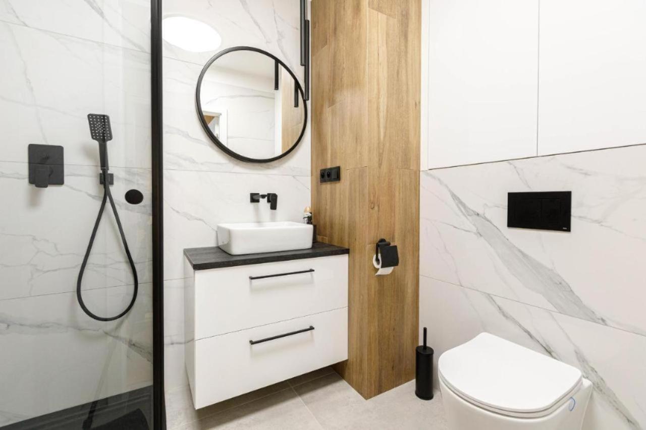 Urban Chic - Studio Apartment - Odra View&Witolda Вроцлав Экстерьер фото